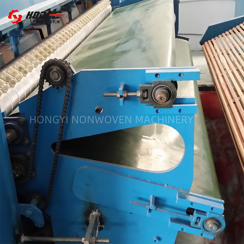 HYWR Batt feeder